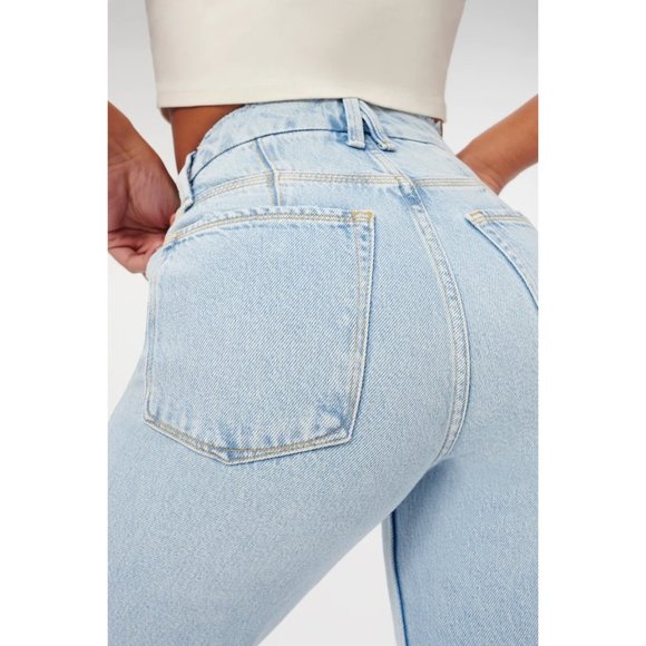 Good American Good '90s Jeans in Blue 6/28 - Picture 15 of 16